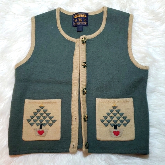 Woolrich Sweaters - Woolrich vintage Christmas sweater vest miss green and tan size M